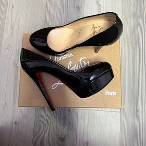 Christian Louboutin (red bottoms)